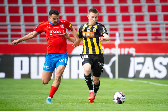 Helsingborgs Assad Al Hamlawi och Häckens Kristoffer Lund