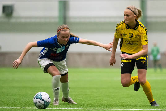 Mariedals Moa Kaspersson och Elfsborgs Matilda Ståhlbom