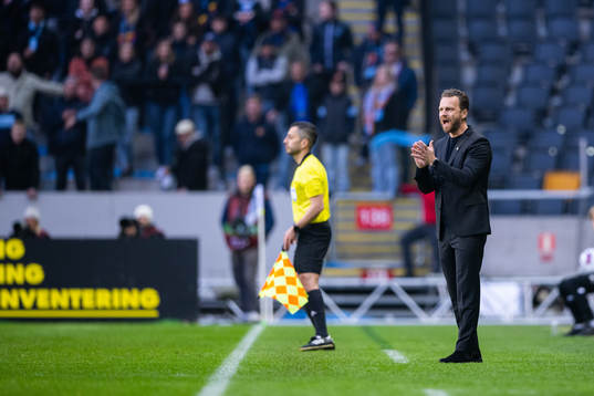 s tränare Bartosz Grzelak