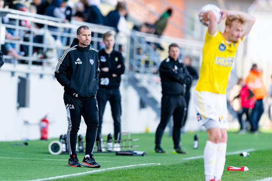 Falkenbergs tränare Christoffer Andersson