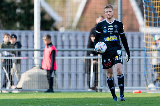 Falkenbergs målvakt Tim Erlandsson