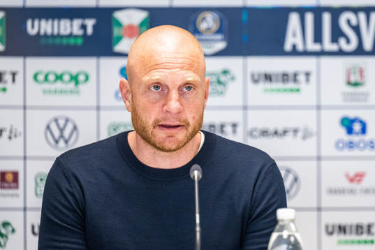 Mjällbys tränare Andreas Brännström på presskonferensen