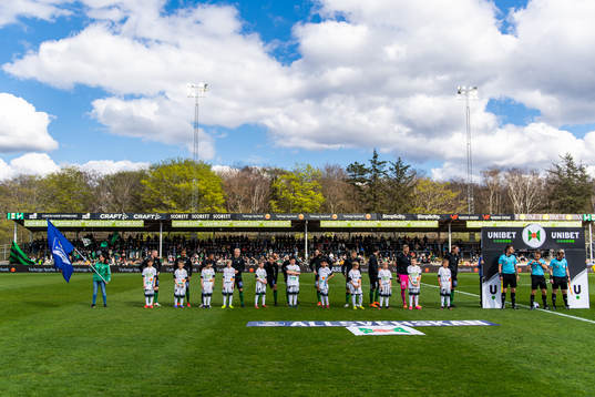Varbergs spelare vid line up