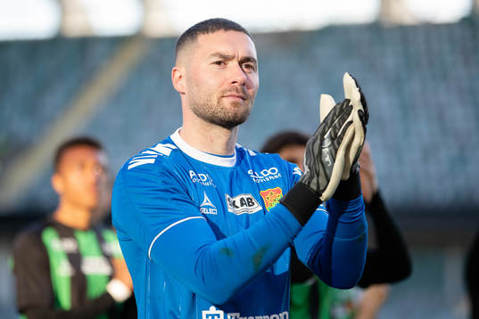 GAIS målvakt Mergim Krasniqi jublar