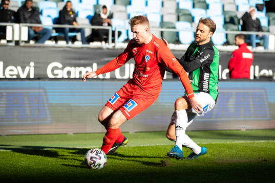 Åtvidabergs Adrian Petersson och GAIS Gustav Lundgren