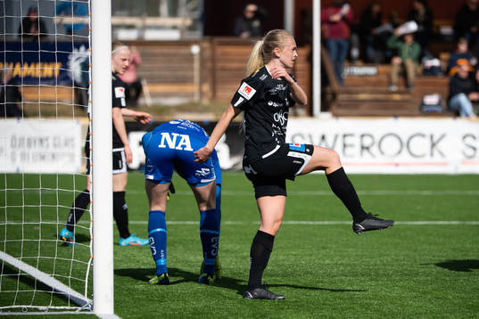Örebros Michaela Kovacs deppar