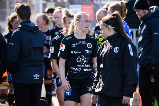 Örebros Nathalie Hoff Persson deppar