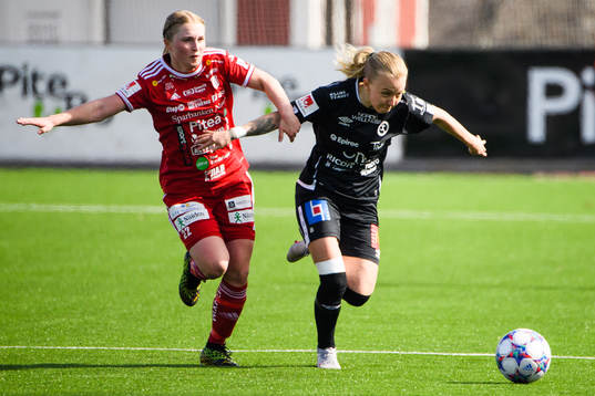 Piteås Hanna Andersson och Örebros Nathalie Hoff Persson