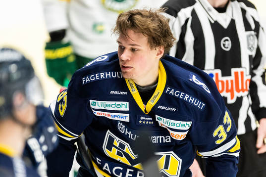 s Måns Lindbäck