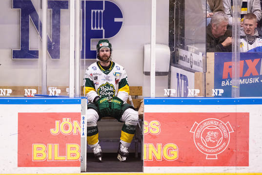 Björklövens Alex Hutchings i utvisningsbåset