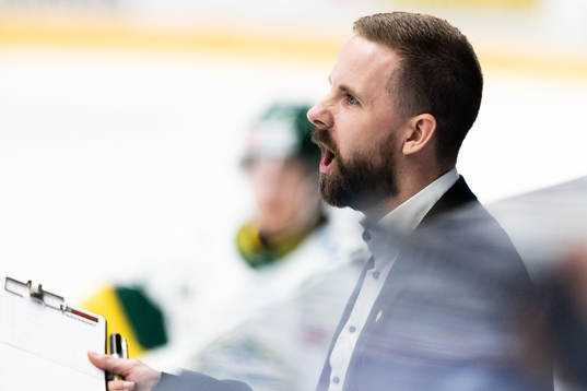 Björklövens tränare Viktor Stråhle
