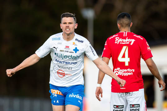 Värnamos Marcus Antonsson jublar