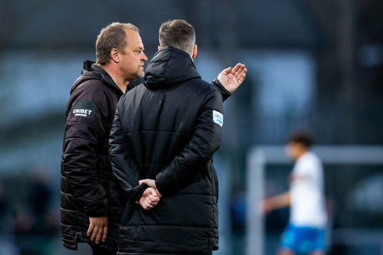 Värnamos assisterande tränare Jonas Thern och tränare