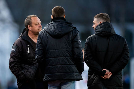 Värnamos assisterande tränare Jonas Thern och tränare