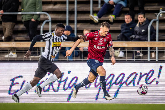 Landskronas Ousmane Diawara och Örgrytes Marcus Haglind