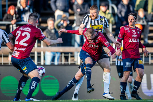 Landskronas Erik Hedenquist mor Örgrytes Elias Gustafson