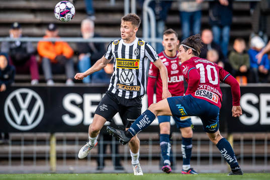 Landskronas Melker Heier och Örgrytes Kevin Ackermann