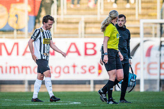 Landskronas Filip Ottosson har ont