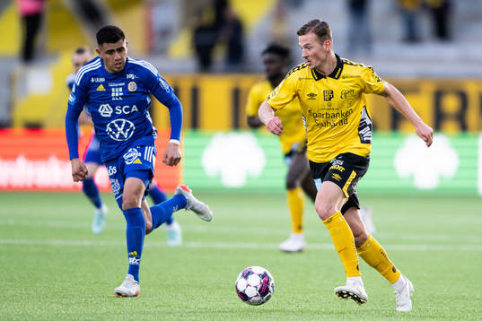 Sundsvalls Joe Corona och Elfsborgs Simon Olsson