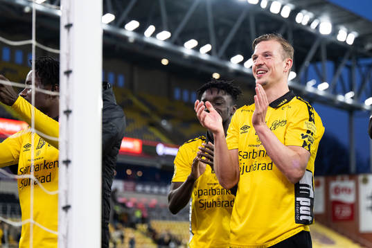 Elfsborgs Simon Olsson jublar