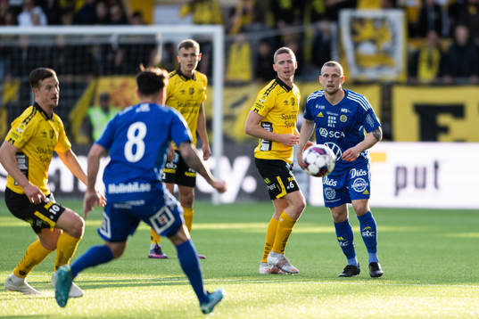 Elfsborgs André Ibsen Rømer och Sundsvalls Erik Andersson