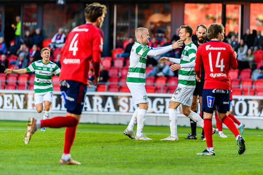Västerås Simon Johansson och Viktor Granath jublar