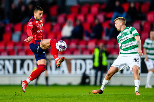 Östers Vladimir Rodic och Västerås Jesper Merbom