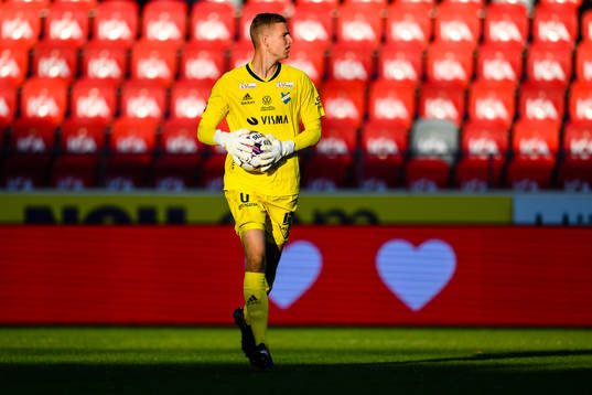Östers målvakt Mathias Nilsson