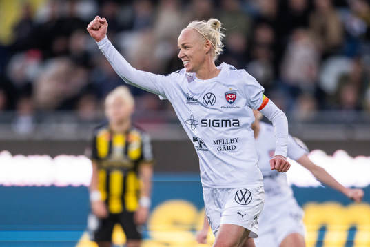 Rosengårds Caroline Seger jublar