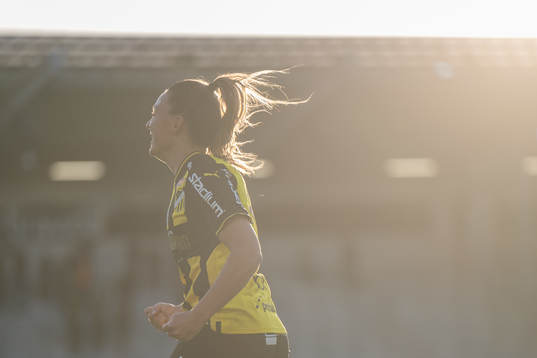 Häckens Johanna Ryttning Kaneryd jublar