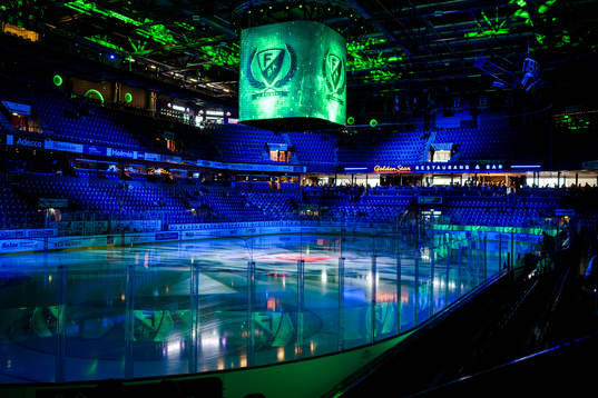 Isen i Löfbergs Arena
