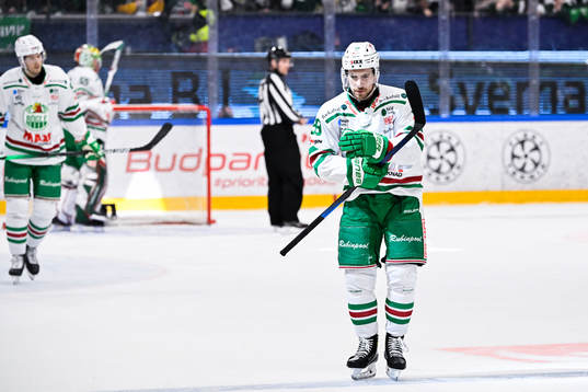 Rögles Ryan McKiernan deppar