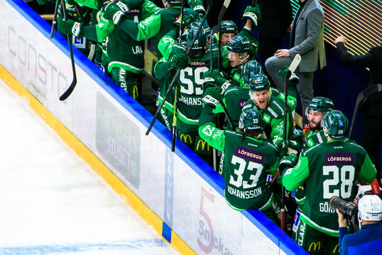 Färjestads spelare jublar
