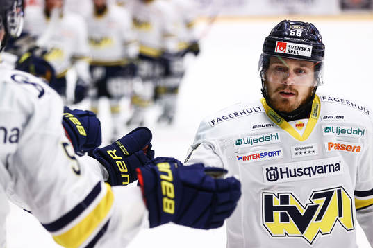 s Fredrik Forsberg jublar