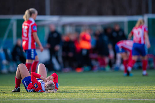 Julie Aune Jorde of Lyn looks dejected