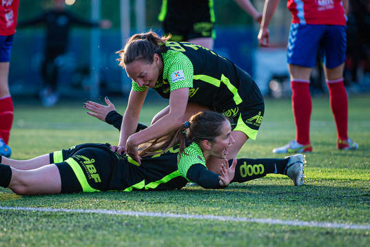 Ingrid Ryland of Brann celebrates