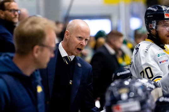 s assisterande tränare Tobias Thermell