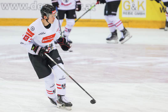 Philipp Wimmer of Austria at warm up