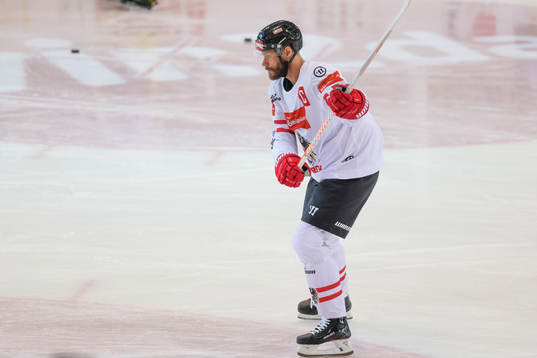Thomas Raffl of Austria at warm up