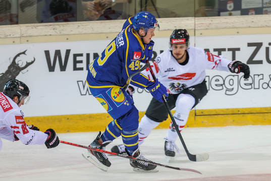 Sebastian Hartmann of Sweden and Dominic Hackl of Austria