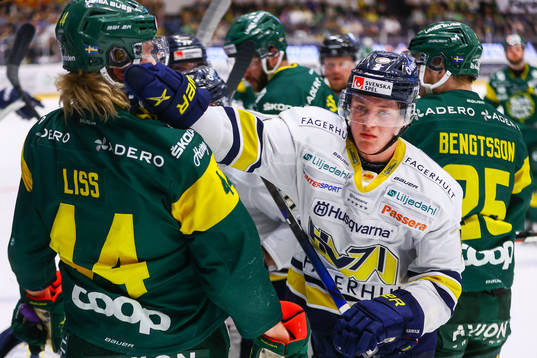 s Victor Sjöholm i bråk