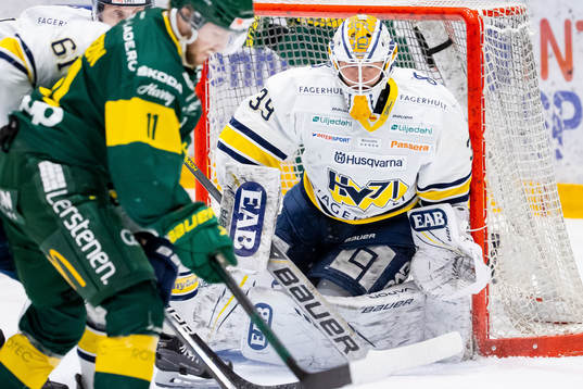s målvakt Filip Larsson