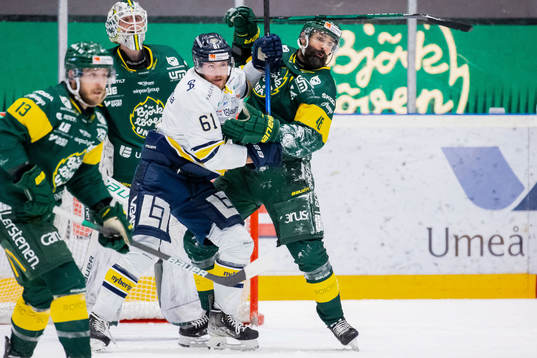 s Tommi Huhtala och Björklövens Daniel Rahimi