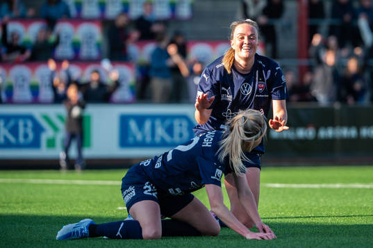 Rosengårds Stefanie Sanders jublar