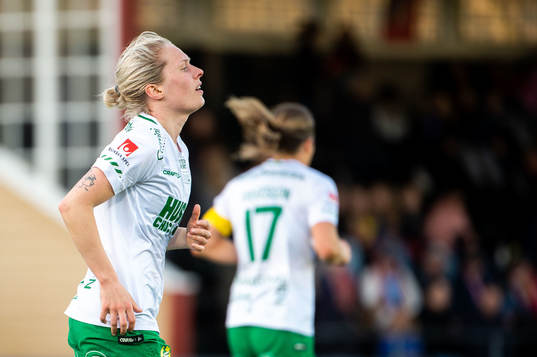 Hammarbys Emilia Larsson deppar
