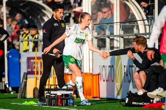 Hammarbys Ellen Wangerheim byts ut av tränare Pablo