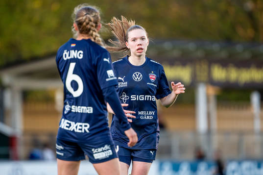 Rosengårds Bea Sprung och Ria Noora Minerva Öling