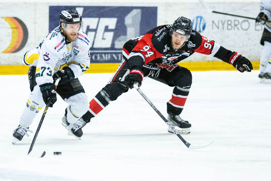 Östersunds Linus Lundström och Nybros Juoka Juhola