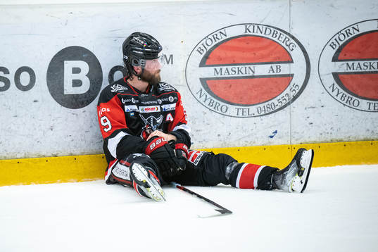 Nybros Eero Savalahti deppar