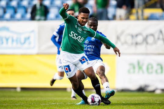 Brages Seth Hellberg jagas av Trelleborgs Henry Offia